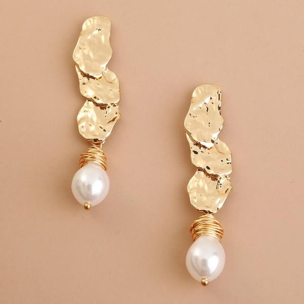 stud european and american fashion retro style special-shaped metal earrings ladies baroque pearl, Golden;silver
stud european and american fashion retro style special-shaped metal earrings ladies baroque pearl, Golden;silver