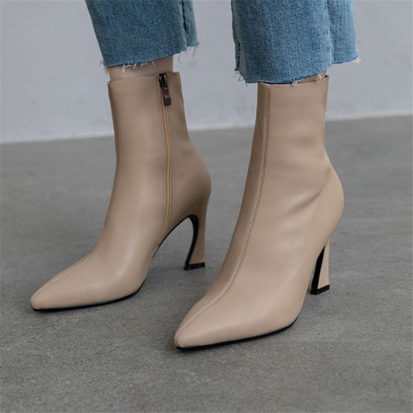 dress shoes spring thin women boots simple and versatile solid pointed toe heels high(8.5cm) plush lining/pigskin lining auug, Black
dress shoes spring thin women boots simple and versatile solid pointed toe heels high(8.5cm) plush lining/pigskin lining auug, Black