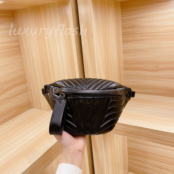 latest designers womens waist bag fashion trend luxurys summer crossbody chest bags shoulder pocket messenger purse
latest designers womens waist bag fashion trend luxurys summer crossbody chest bags shoulder pocket messenger purse