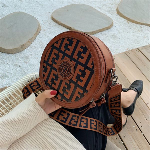 fashion dinner bag round handbags pu leather women crossbody bags for female 2022 small fresh embossing backpack bag278m
fashion dinner bag round handbags pu leather women crossbody bags for female 2022 small fresh embossing backpack bag278m
