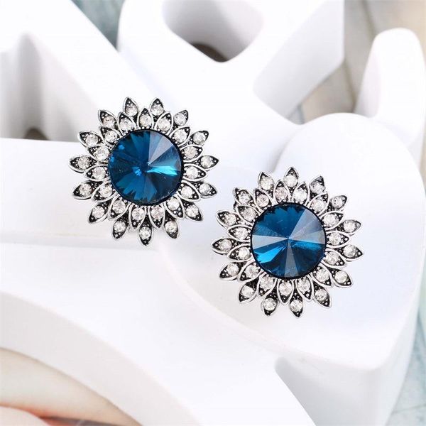 stud vintage antiqued silver plated sunflower rose red crystal earrings for women girls fashion jewelry, Golden;silver
stud vintage antiqued silver plated sunflower rose red crystal earrings for women girls fashion jewelry, Golden;silver