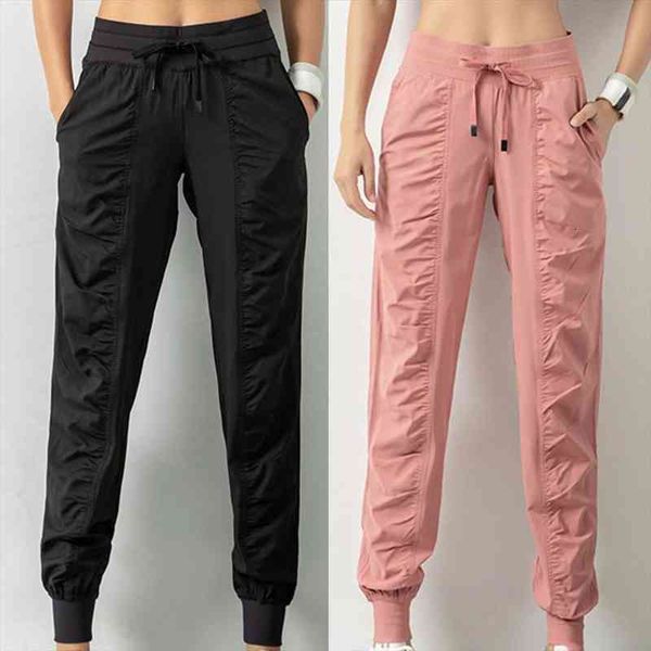 80% dropshippinghigh waist solid color sweatpants casual drawstring ankle-tied slim trousers women clothing, Black;white
80% dropshippinghigh waist solid color sweatpants casual drawstring ankle-tied slim trousers women clothing, Black;white