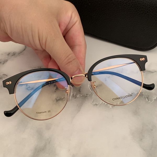 80% off store online crosin 536 eyebrow frame ultra light pure titanium flat myopia glasses for students, White;black
80% off store online crosin 536 eyebrow frame ultra light pure titanium flat myopia glasses for students, White;black