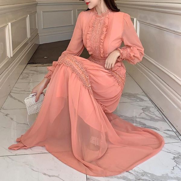 casual dresses 2021 elegant fashion autumn patchwork lace long dress women stand neck lantern sleeve print bohemian beach, Black;gray
casual dresses 2021 elegant fashion autumn patchwork lace long dress women stand neck lantern sleeve print bohemian beach, Black;gray