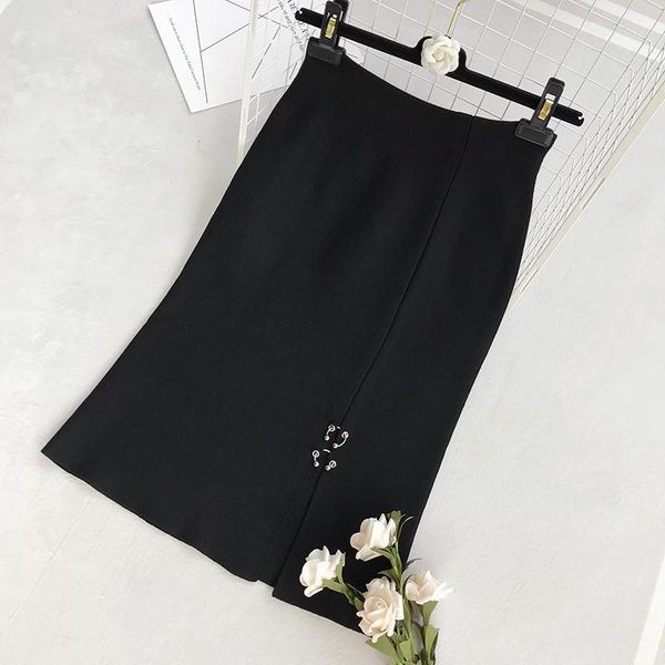 skirts mid-length winter skirt 2021 split fork female slim pack hip yarn one step knit, Black
skirts mid-length winter skirt 2021 split fork female slim pack hip yarn one step knit, Black