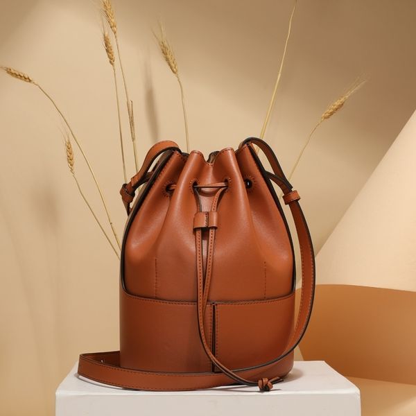 luxury designer crossbody shoulder backpack handbags tote bag bags handbags wallet purse store drawstring small bucket korean style stitchin
luxury designer crossbody shoulder backpack handbags tote bag bags handbags wallet purse store drawstring small bucket korean style stitchin