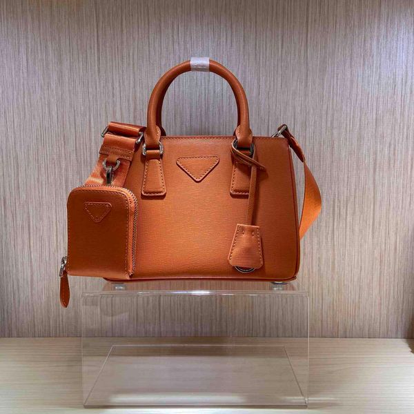 small bag for women 2020 new mini 3-in-1 killer bag womens real leather handbag versatile crossbody trendy shoulder bag
small bag for women 2020 new mini 3-in-1 killer bag womens real leather handbag versatile crossbody trendy shoulder bag