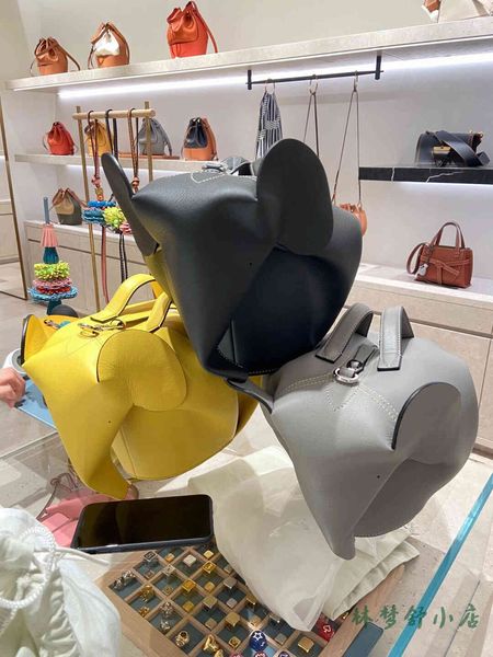 handbag hookfrench lowe / rowe women's cartoon animal large elephant handbag straddle shoulder bagluggage tag
handbag hookfrench lowe / rowe women's cartoon animal large elephant handbag straddle shoulder bagluggage tag
