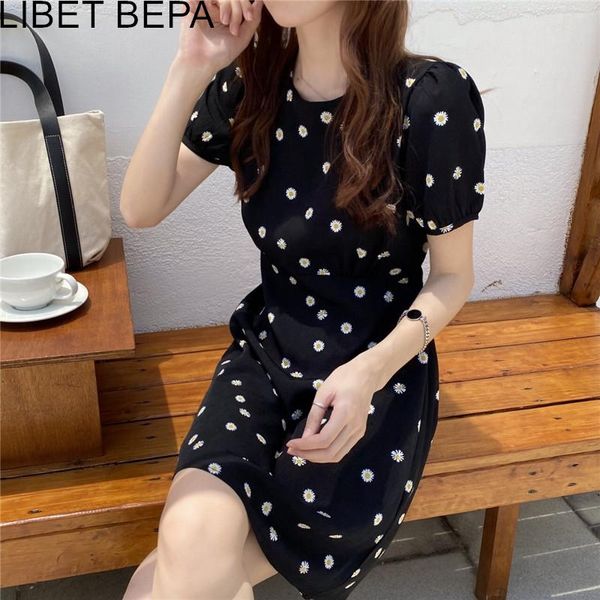 casual dresses 2021 women summer floral printed vintage korean elagant fashionable lace up wild high waist lady dress dr2081, Black;gray
casual dresses 2021 women summer floral printed vintage korean elagant fashionable lace up wild high waist lady dress dr2081, Black;gray