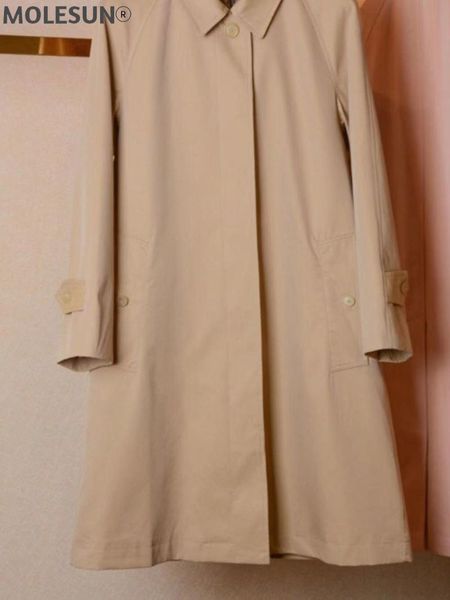 women's trench coats spring and autumn high-end temperament of the authentic british women windbreaker loose version, Tan;black
women's trench coats spring and autumn high-end temperament of the authentic british women windbreaker loose version, Tan;black