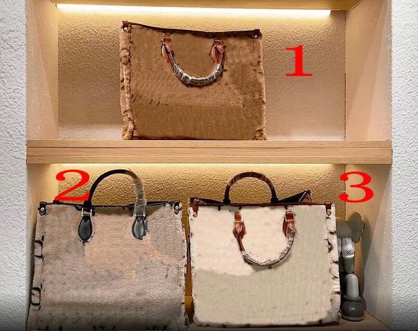 designer winter tote bag teddy plush handbag fashion large capacity package wool shoulder bags leather letter onthego fur handbags
designer winter tote bag teddy plush handbag fashion large capacity package wool shoulder bags leather letter onthego fur handbags