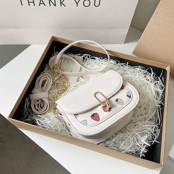 luxury handbags spring fashion chain women's new 2021 net red strawberry simple foreign style crossbody versatile saddle bag nxpw
luxury handbags spring fashion chain women's new 2021 net red strawberry simple foreign style crossbody versatile saddle bag nxpw