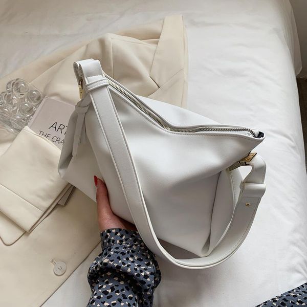evening bags soft surface large-capacity bag women's summer 2021 trendy fashion underarm simple ladies shoulder messenger
evening bags soft surface large-capacity bag women's summer 2021 trendy fashion underarm simple ladies shoulder messenger