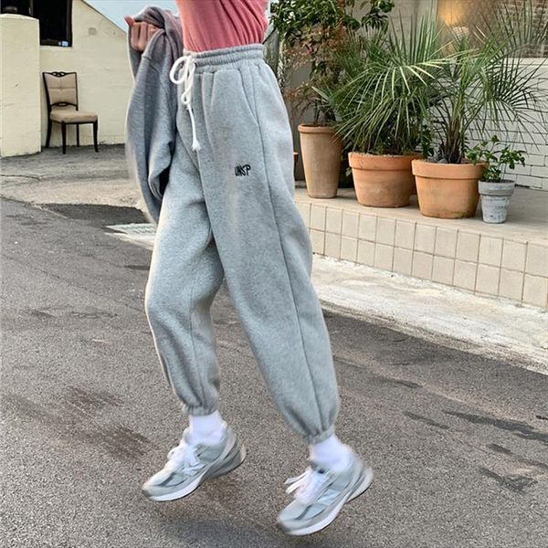 autumn winter casual harem women pants black gray white sweatpants cargo elastic waist track trousers ladies pencil, Black;white
autumn winter casual harem women pants black gray white sweatpants cargo elastic waist track trousers ladies pencil, Black;white