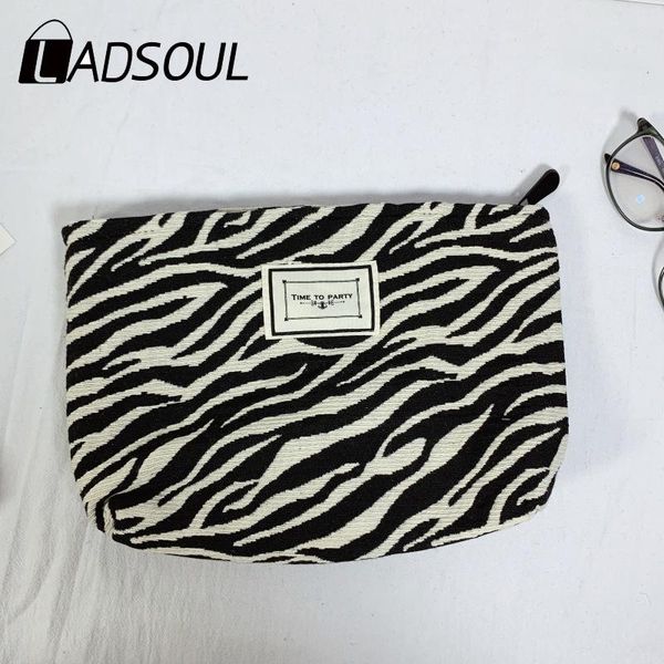 cosmetic bags & cases ladsoul women travel pouch makeup storage fashion leopard print bag canvas washing large capacity
cosmetic bags & cases ladsoul women travel pouch makeup storage fashion leopard print bag canvas washing large capacity