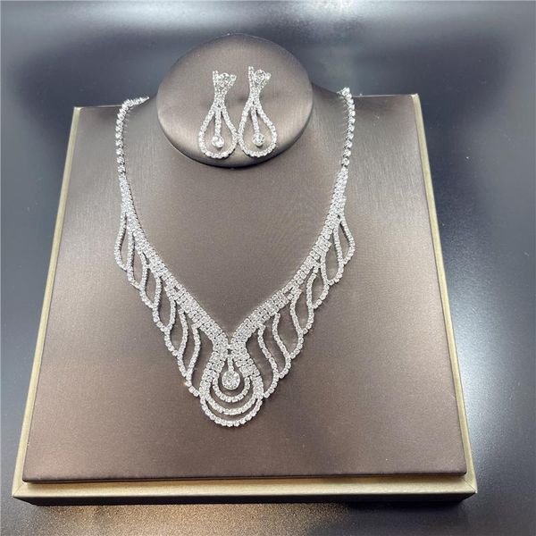 earrings & necklace high-quality handmade ol shiny pendant jewelry sets bridal bride wedding engagement party dress ornaments, Silver
earrings & necklace high-quality handmade ol shiny pendant jewelry sets bridal bride wedding engagement party dress ornaments, Silver