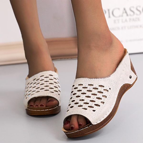 slippers women crystal wedges hollow out woman peep toe sewing shoes ladies solid door summer plus size footwear, Black
slippers women crystal wedges hollow out woman peep toe sewing shoes ladies solid door summer plus size footwear, Black