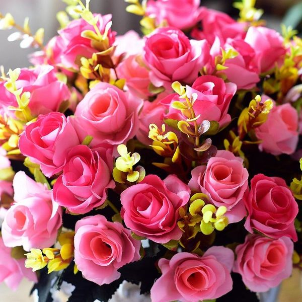 decorative flowers & wreaths artificial 12 heads noble rose simulation diamond roses fake small bouquets for home wedding decoration
decorative flowers & wreaths artificial 12 heads noble rose simulation diamond roses fake small bouquets for home wedding decoration