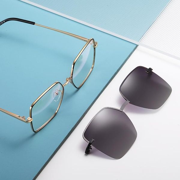 sunglasses square women magnetic clip sunlasses polarized lady anti-blue light glasses frame men alloy optical eyeglasses driving shades, White;black
sunglasses square women magnetic clip sunlasses polarized lady anti-blue light glasses frame men alloy optical eyeglasses driving shades, White;black