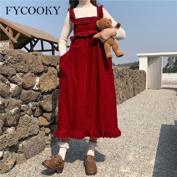 casual dresses vintage corduroy red dress women korean loose ruffle straps kawaii square collar sleeveless long female 2021, Black;gray
casual dresses vintage corduroy red dress women korean loose ruffle straps kawaii square collar sleeveless long female 2021, Black;gray