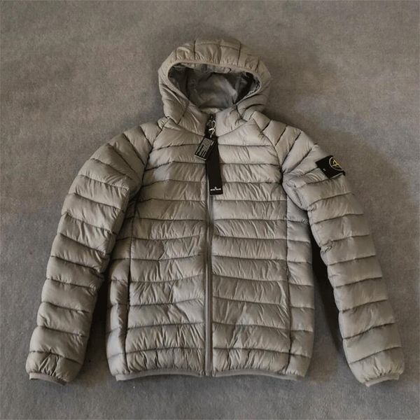 new designer male coats fashion winter jacket stone warm casual thick hooded coat island men clothing, Black;brown
new designer male coats fashion winter jacket stone warm casual thick hooded coat island men clothing, Black;brown