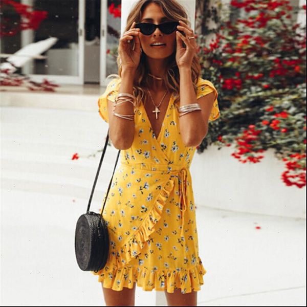 floral summer deep v neck women dresses shortsleeve waisted beach ruffles mini high waist lace up, Black;gray
floral summer deep v neck women dresses shortsleeve waisted beach ruffles mini high waist lace up, Black;gray