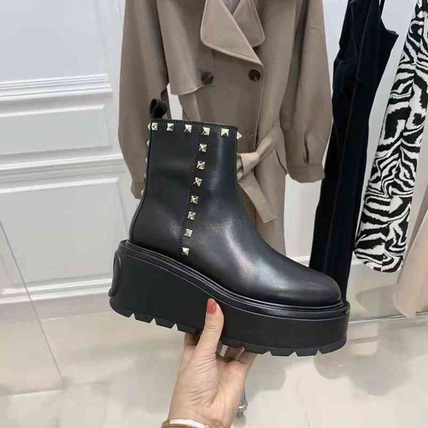 uniqueform italy shoes calfskin ankle boots 85 mm studs zipper platform rivets, Black
uniqueform italy shoes calfskin ankle boots 85 mm studs zipper platform rivets, Black