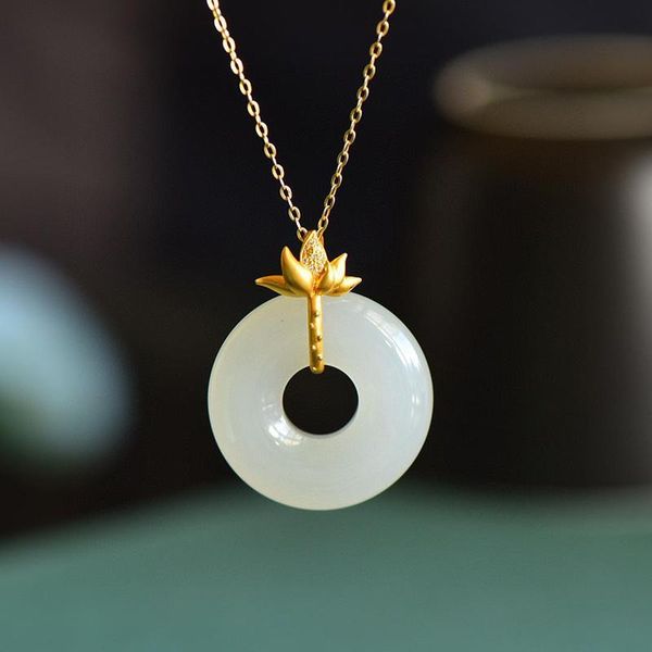 chains style sterling silver inlaid natural hetian jade round pendant necklace ancient gold craftsmanship lotus jewelry for ladies
chains style sterling silver inlaid natural hetian jade round pendant necklace ancient gold craftsmanship lotus jewelry for ladies