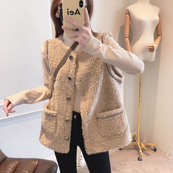 women's vests 2021 autumn winter sleeveless vest jackets lamb wool thicken waistcoat women button up pocket outwear coat garment tide, Black;white
women's vests 2021 autumn winter sleeveless vest jackets lamb wool thicken waistcoat women button up pocket outwear coat garment tide, Black;white