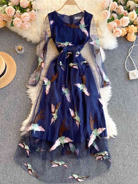 spring autumn women elegant embroidery lace patchwork long dress vintage lady o-neck high waist slim 210513, Black;gray
spring autumn women elegant embroidery lace patchwork long dress vintage lady o-neck high waist slim 210513, Black;gray