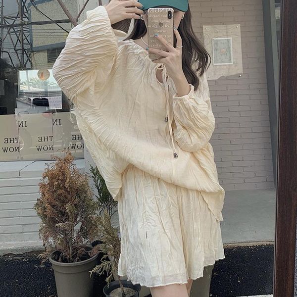 women's tracksuits casual two piece sets women loose pleated sun protection shirt + shorts suits ensembles femme summer office vetement, Gray
women's tracksuits casual two piece sets women loose pleated sun protection shirt + shorts suits ensembles femme summer office vetement, Gray