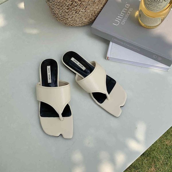 80% off shoes slipper women spring/summer casual style slippers square toe flip-flops, Black
80% off shoes slipper women spring/summer casual style slippers square toe flip-flops, Black