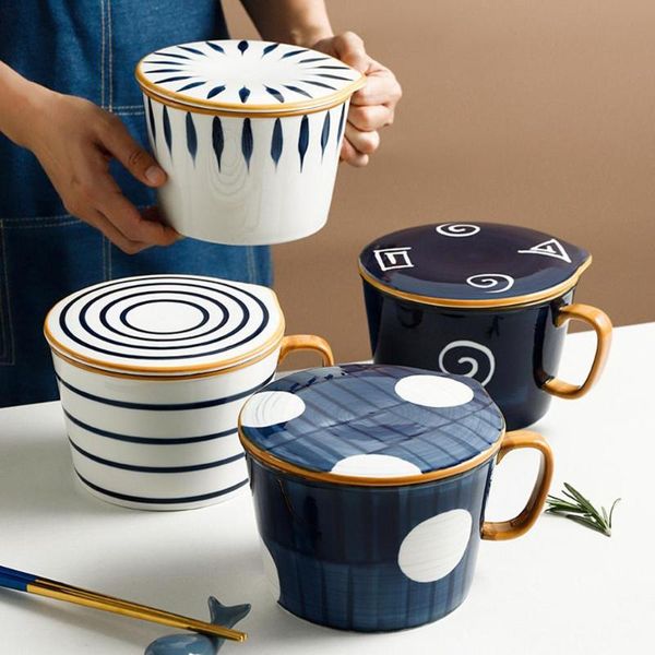 large capacity japanese hand drawn pattern ceramic bowl with lid household single handle soup convenient and cute bowls
large capacity japanese hand drawn pattern ceramic bowl with lid household single handle soup convenient and cute bowls
