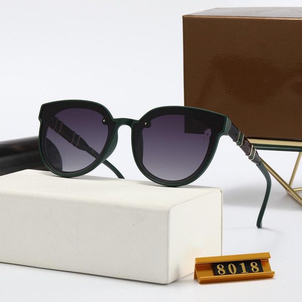 8018 polarized glass lens classical pilot metal brand sunglasses men women holiday fashion sun glasses 4 color, White;black
8018 polarized glass lens classical pilot metal brand sunglasses men women holiday fashion sun glasses 4 color, White;black