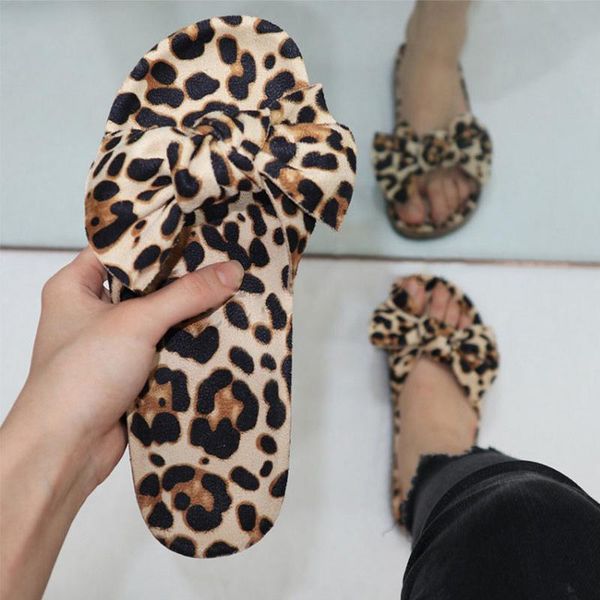 slippers 2021 summer slide for woman leopard bow flip flops women flat bottom beach shoes outdoor fashion wild, Black
slippers 2021 summer slide for woman leopard bow flip flops women flat bottom beach shoes outdoor fashion wild, Black