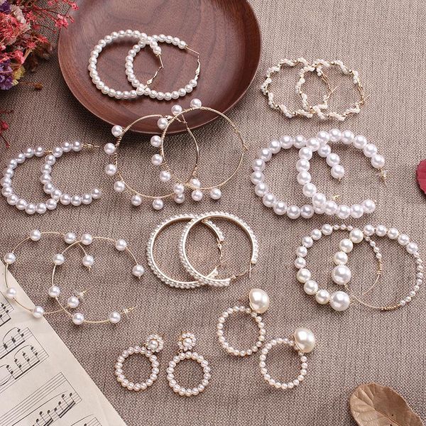 hoop & huggie big circle earrings vintage c-shape stud ear ring 1pair for womens fashion gifts personality creative alloy pearl jewelry, Golden;silver
hoop & huggie big circle earrings vintage c-shape stud ear ring 1pair for womens fashion gifts personality creative alloy pearl jewelry, Golden;silver