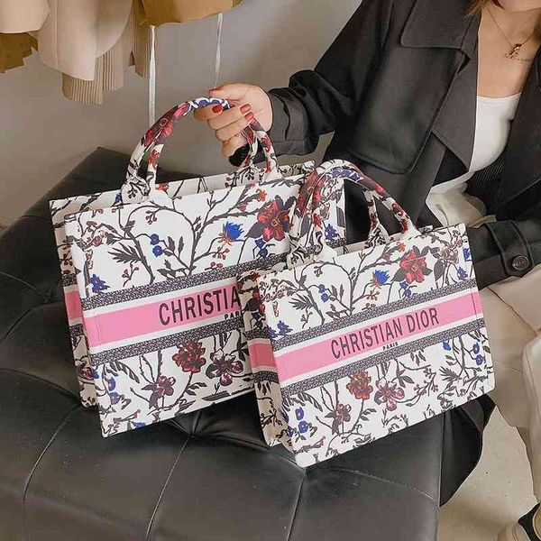 bag women's bag new simple fashion printed canvas hand large capacity tote and small purses
bag women's bag new simple fashion printed canvas hand large capacity tote and small purses