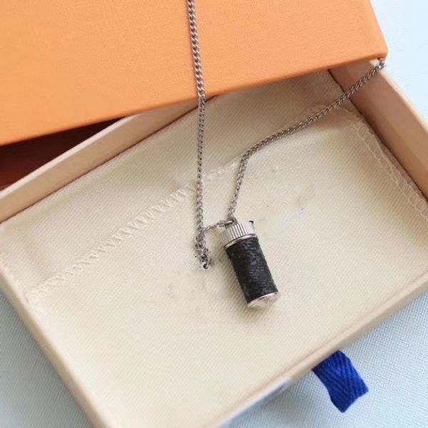 perfume bottle necklace luxury designer necklaces golden long fashion jewelry supply wholesale, Silver
perfume bottle necklace luxury designer necklaces golden long fashion jewelry supply wholesale, Silver