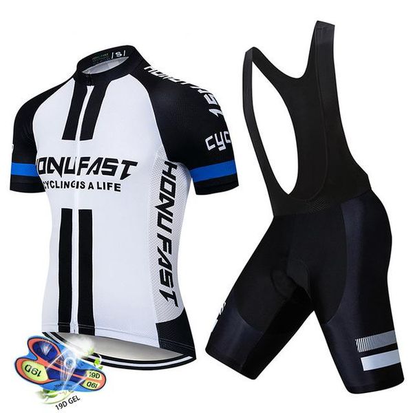 racing sets 2021 summer men professional team cycling suit set road bike quick-drying mountain ropa ciclismo maillot, Black;blue
racing sets 2021 summer men professional team cycling suit set road bike quick-drying mountain ropa ciclismo maillot, Black;blue