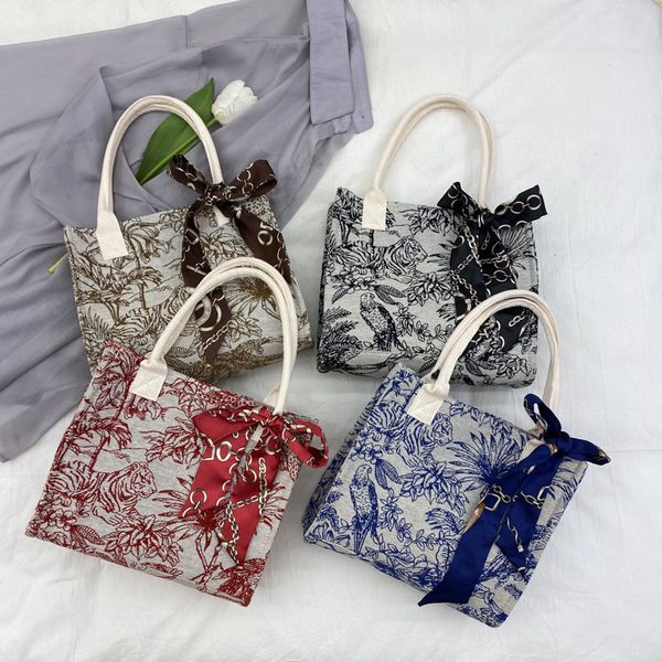 evening bag canvas women's fashion national style 2021 zoo leisure handbag silk scarf
evening bag canvas women's fashion national style 2021 zoo leisure handbag silk scarf