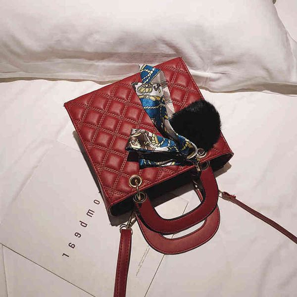 designer dinner bagladi handbag small lint hair ball shoulder bags for women tote bag pu learn female msenger bag brand digner bolsa red
designer dinner bagladi handbag small lint hair ball shoulder bags for women tote bag pu learn female msenger bag brand digner bolsa red