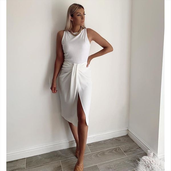 white black gathered detail women skirt high waist midi elegant street casual fashion skirts
white black gathered detail women skirt high waist midi elegant street casual fashion skirts