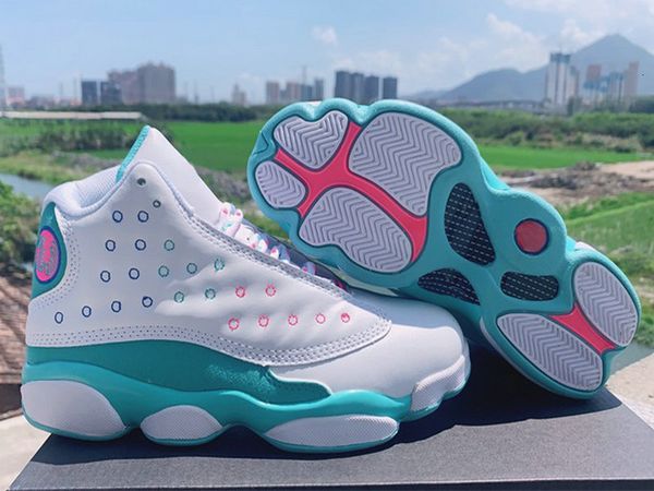 man 13 gs peach playground aurora green pink 13s basketball shoes woman sports sneakers trainers 23 des chaussuresa684
man 13 gs peach playground aurora green pink 13s basketball shoes woman sports sneakers trainers 23 des chaussuresa684