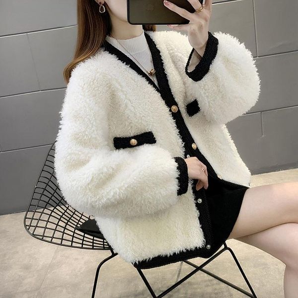 women's fur & faux women 2021 real coat female fashion long sleeve v-neck genuine overcoat winter thick warm shearling jackets d82, Black
women's fur & faux women 2021 real coat female fashion long sleeve v-neck genuine overcoat winter thick warm shearling jackets d82, Black