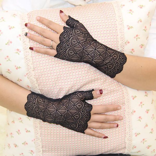 five fingers gloves fashion summer female half finger sunscreen thin short lace women driving black fingerless sun, Blue;gray
five fingers gloves fashion summer female half finger sunscreen thin short lace women driving black fingerless sun, Blue;gray