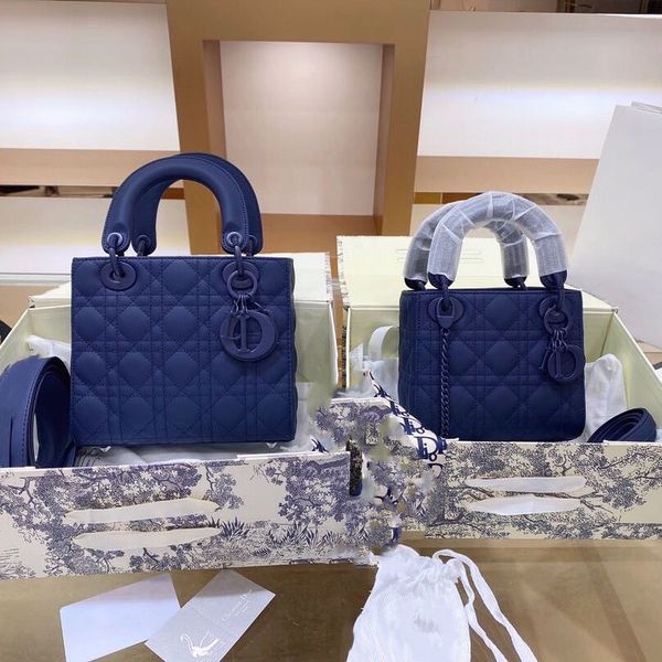 2021 dai fei bag small bag female leather ladies handbag fashion rhombus chain bag shoulder messenger 20*16cm
2021 dai fei bag small bag female leather ladies handbag fashion rhombus chain bag shoulder messenger 20*16cm