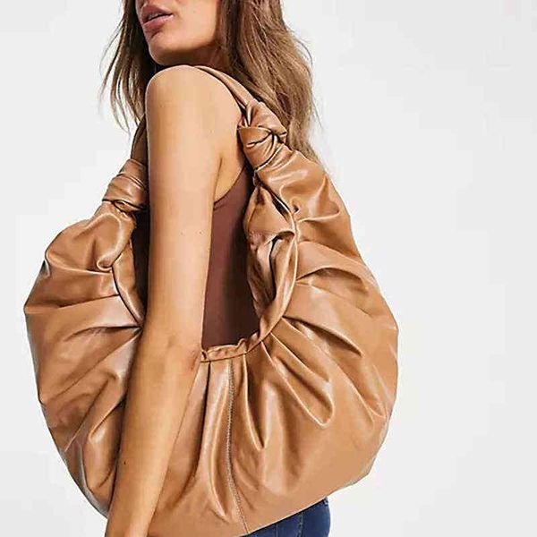 shopping bags fashion designer underarm retro pu knot tote women's ruched handbags casual shoulder shopper portable pouch clutch 220301
shopping bags fashion designer underarm retro pu knot tote women's ruched handbags casual shoulder shopper portable pouch clutch 220301