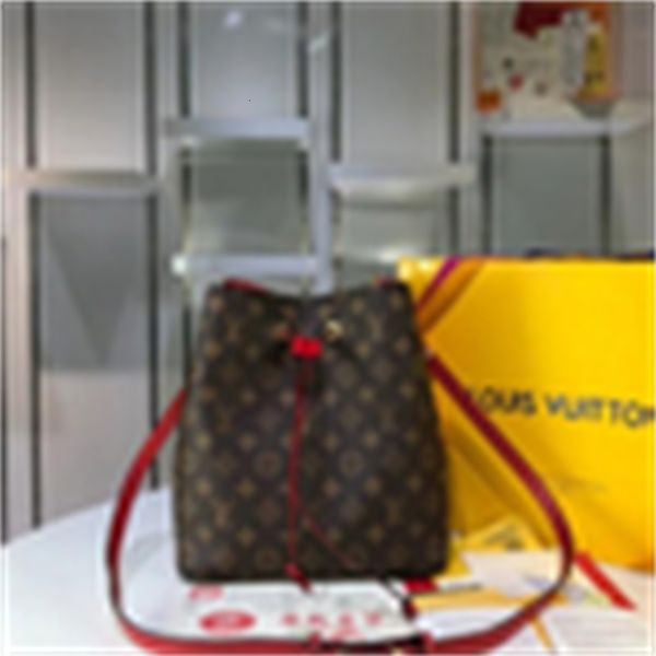 handbags luxury ale m44022 trendy bucket bag 2020 spring/summer female bag brand iconic handles shoulder bags totes cross designer body
handbags luxury ale m44022 trendy bucket bag 2020 spring/summer female bag brand iconic handles shoulder bags totes cross designer body