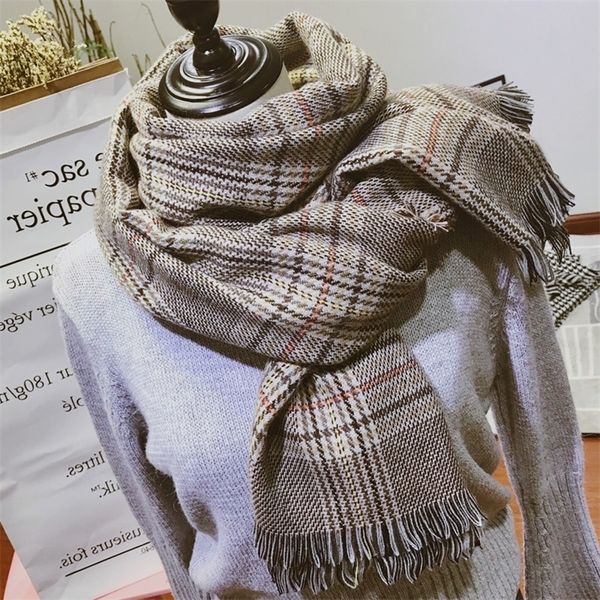 fashionable british plaid scarf, versatile for women in winter, thousand bird plaid student long men's scarf with detachable edge and w, Blue;black
fashionable british plaid scarf, versatile for women in winter, thousand bird plaid student long men's scarf with detachable edge and w, Blue;black