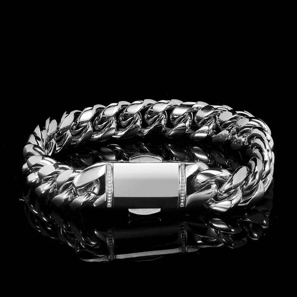 factory wholesale hip hop spring buckle stainless cuban chain real gold plated titanium steel round grinding encryption bracelet popular fas
factory wholesale hip hop spring buckle stainless cuban chain real gold plated titanium steel round grinding encryption bracelet popular fas